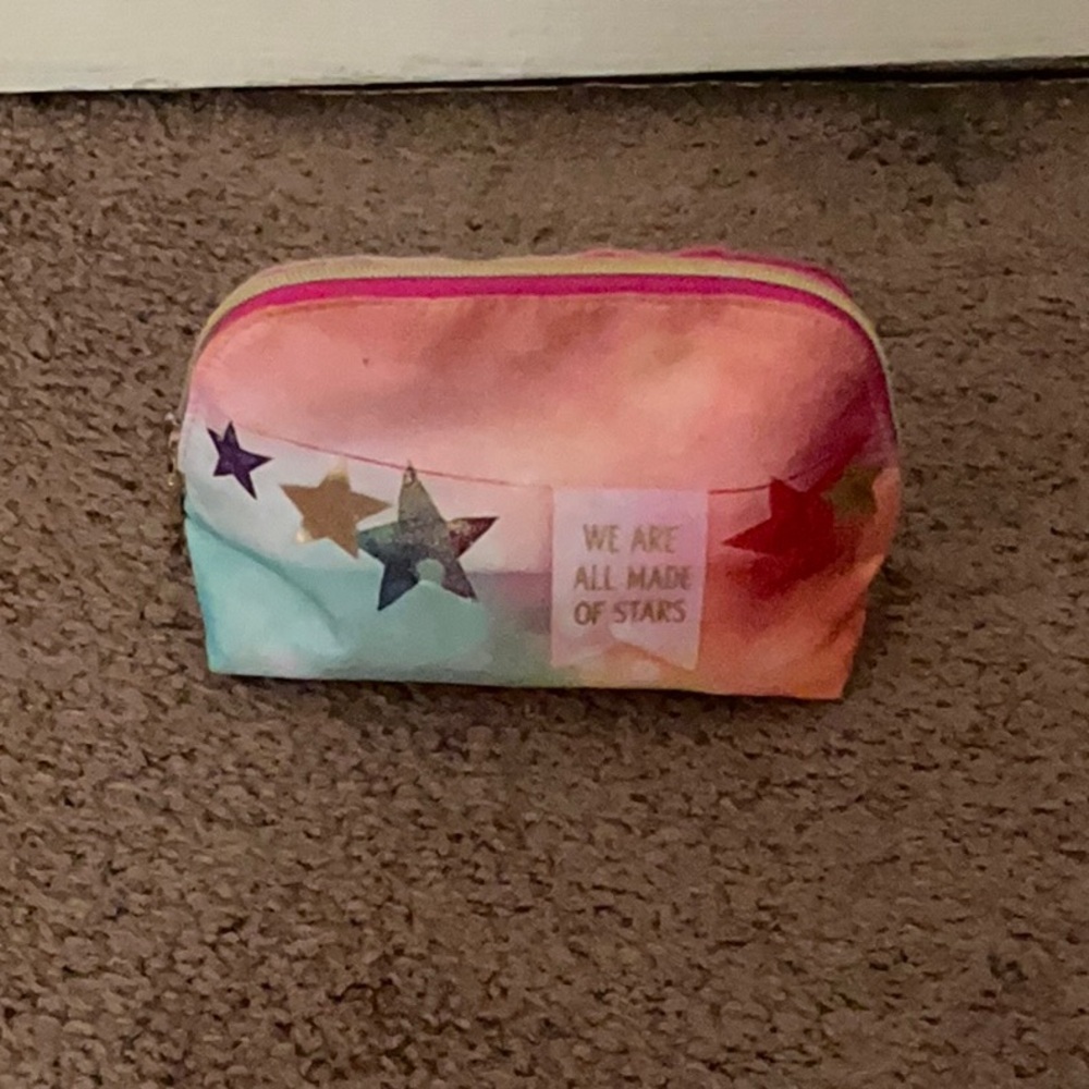Colorful Star Pattern Pouch